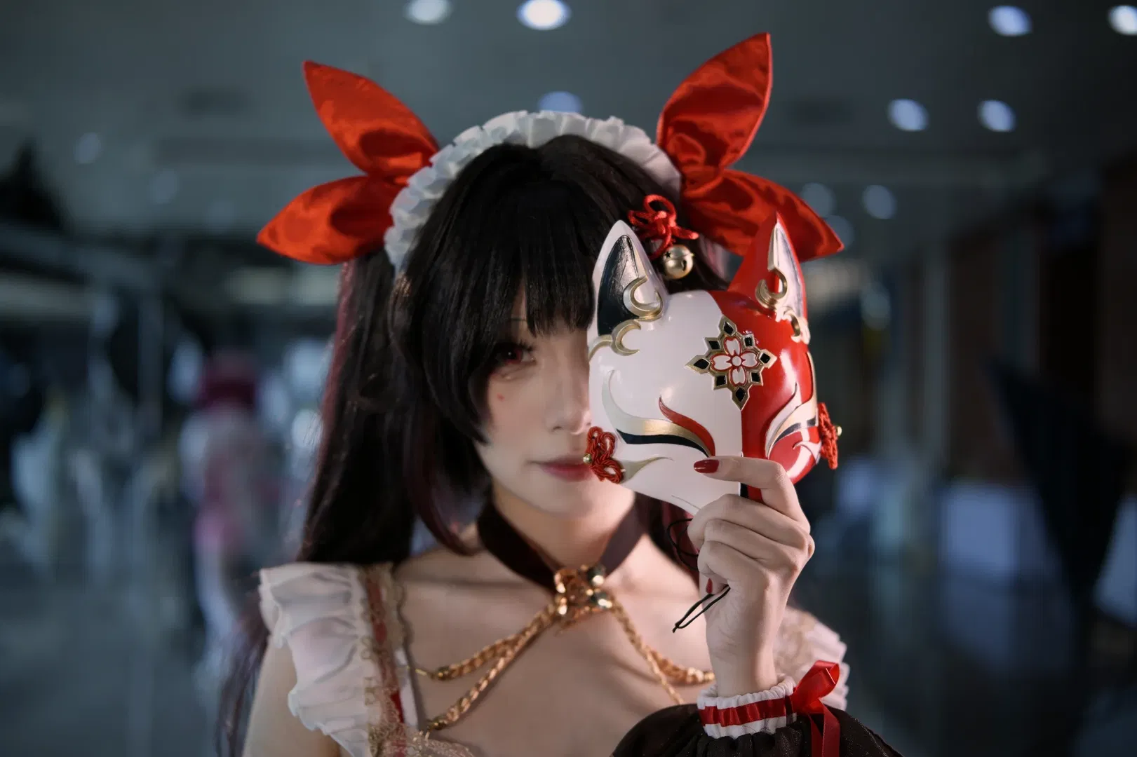 【花火cos】漫展上的红黑和风女仆造型 - 第 1 张