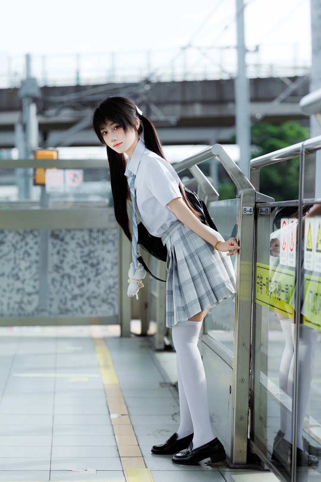 初夏站台的JK制服写真 - 第 10 张