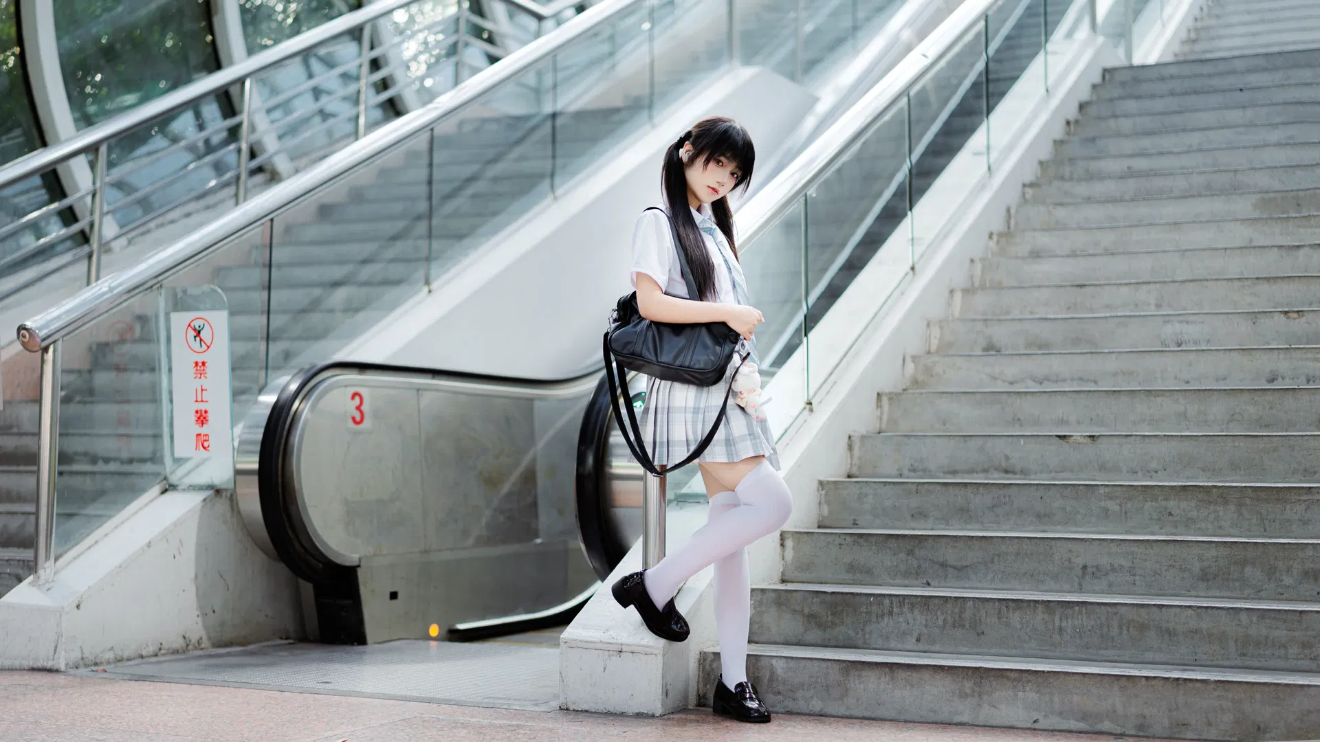 初夏站台的JK制服写真 - 第 9 张