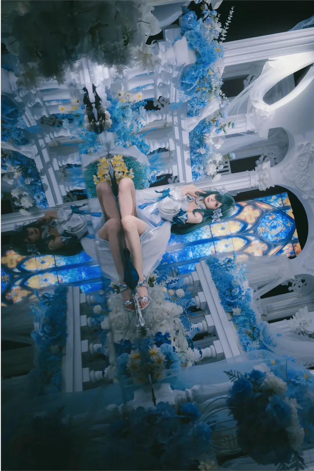 【沃雅妮莎cos】原神深海的歌者，花海與鏡面的唯美碰撞 - 第 1 張