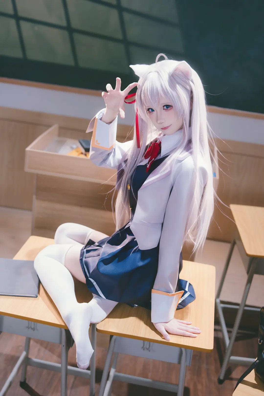 【艾莉同学cos】不时轻声地以俄语遮羞的邻座艾莉同学 - 第 2 张