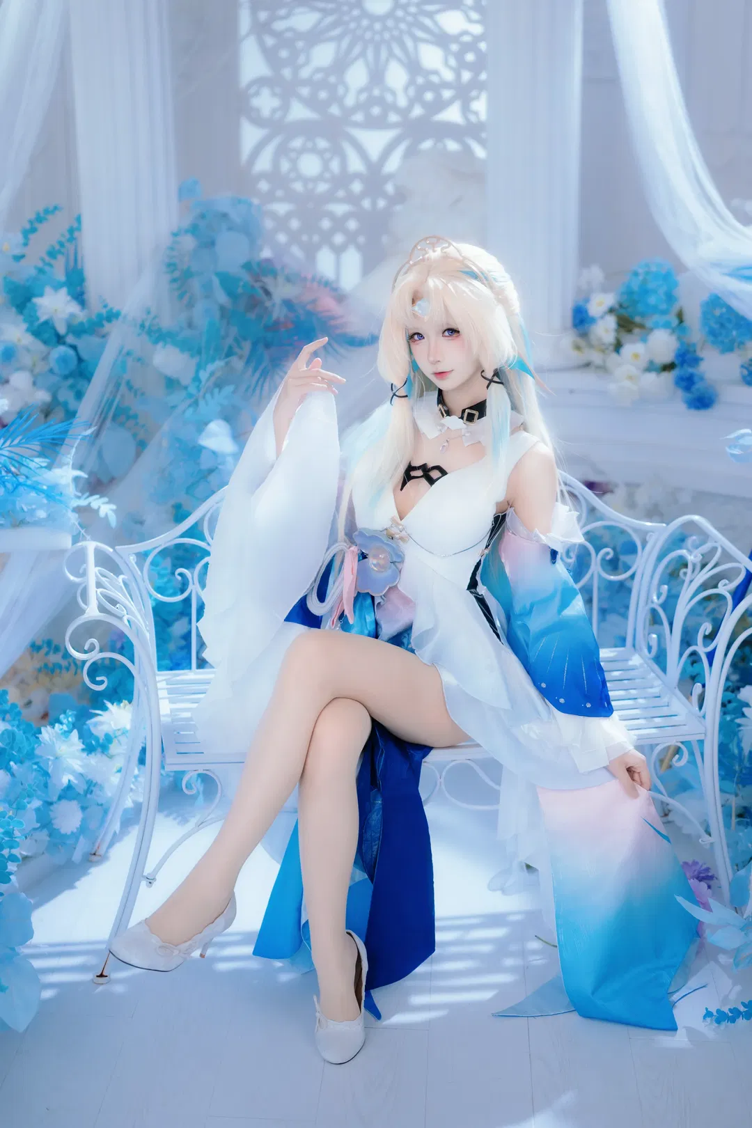 【真珠cos】崩坏星穹铁道 蓝白花海里的清冷圣洁感 - 第 7 张