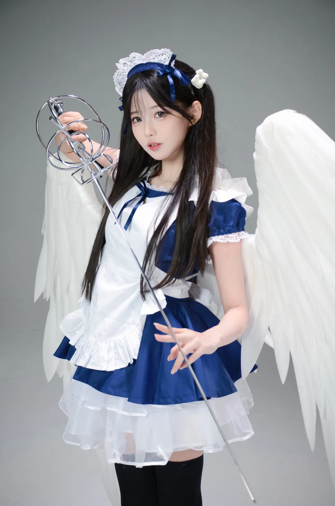 【战斗女仆】蓝白配色的极致反差 - 第 2 张