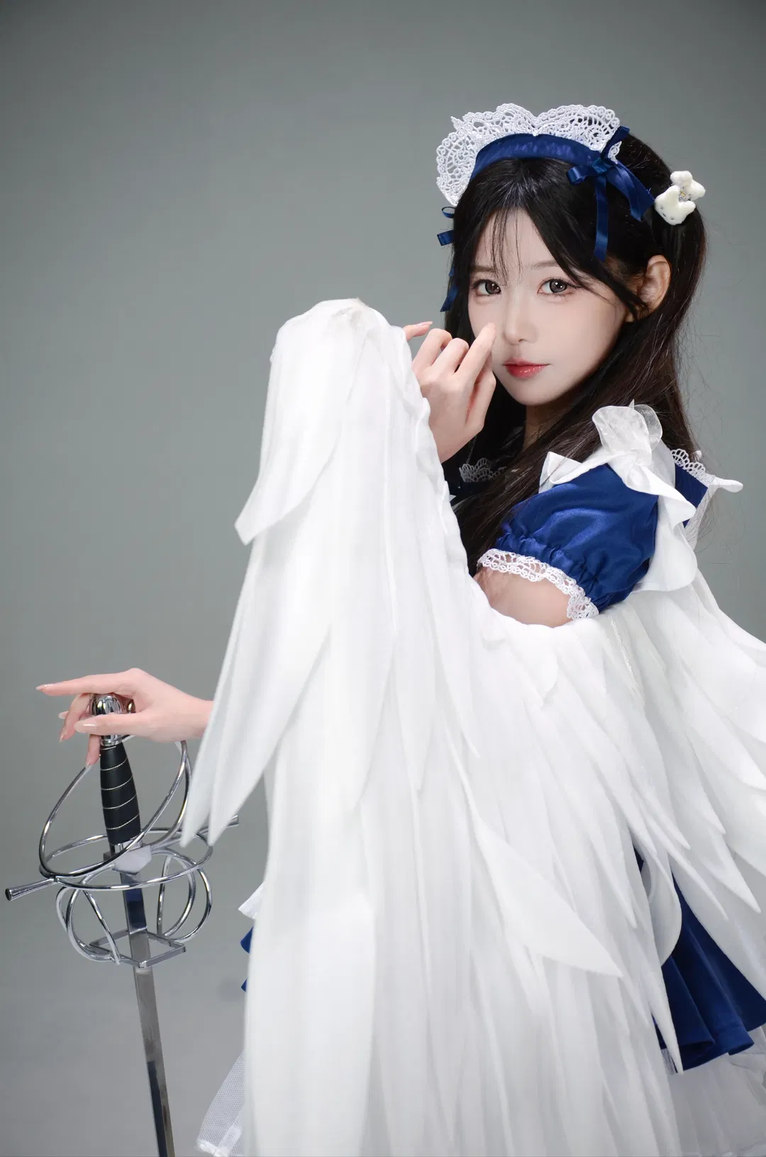 【战斗女仆】蓝白配色的极致反差 - 第 3 张