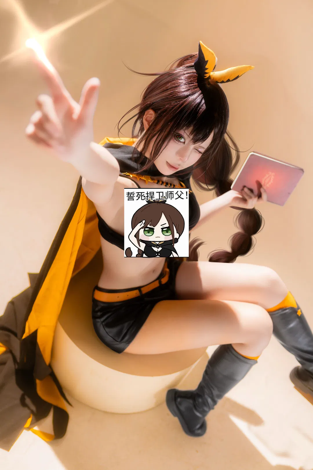 【夏乌拉cos】从零开始的异世界生活 黑色与亮黄的经典配色 - 第 3 张