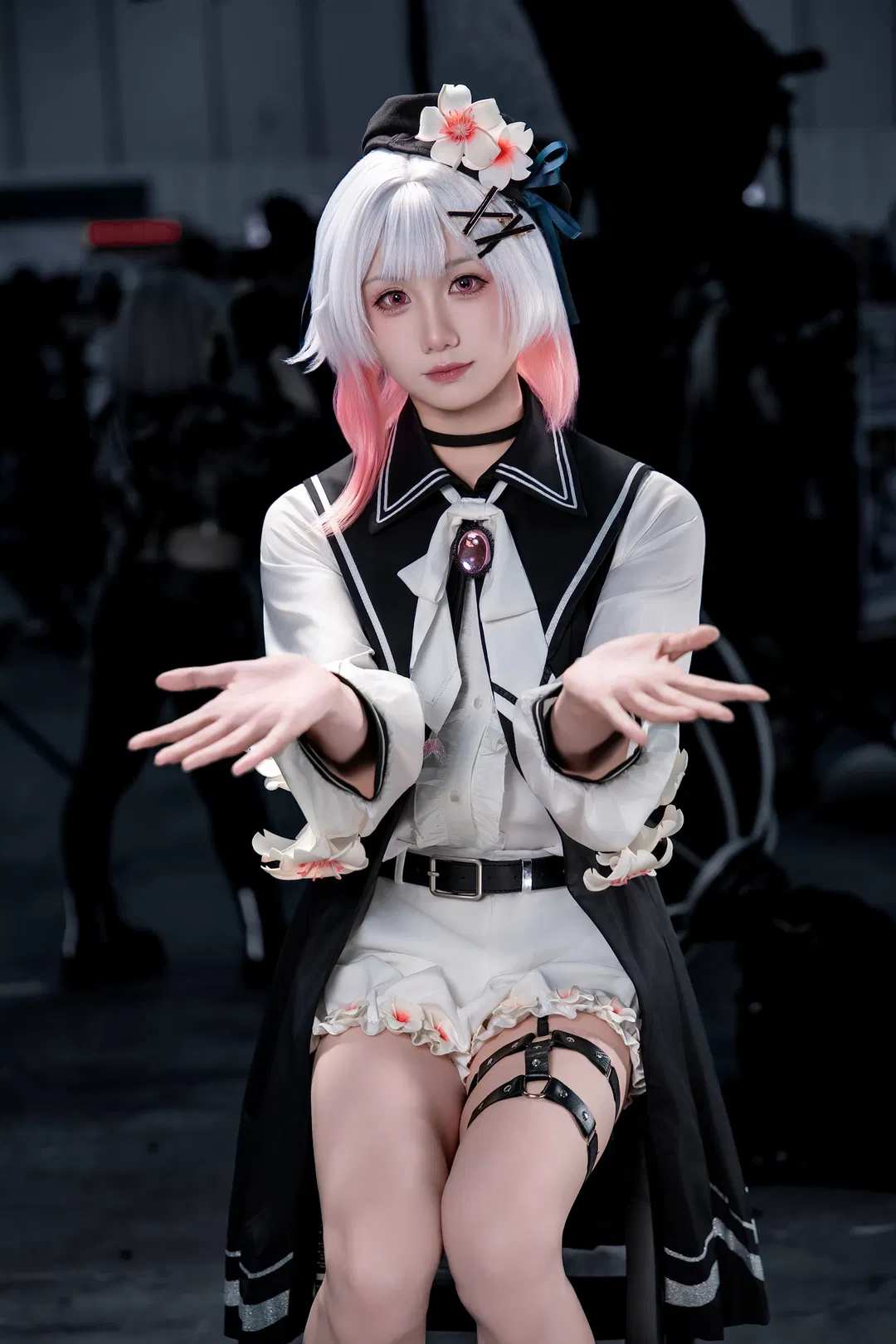 【艾瑪cos】明日方舟魔法少女的魔女審判雙人並肩 - 第 6 張