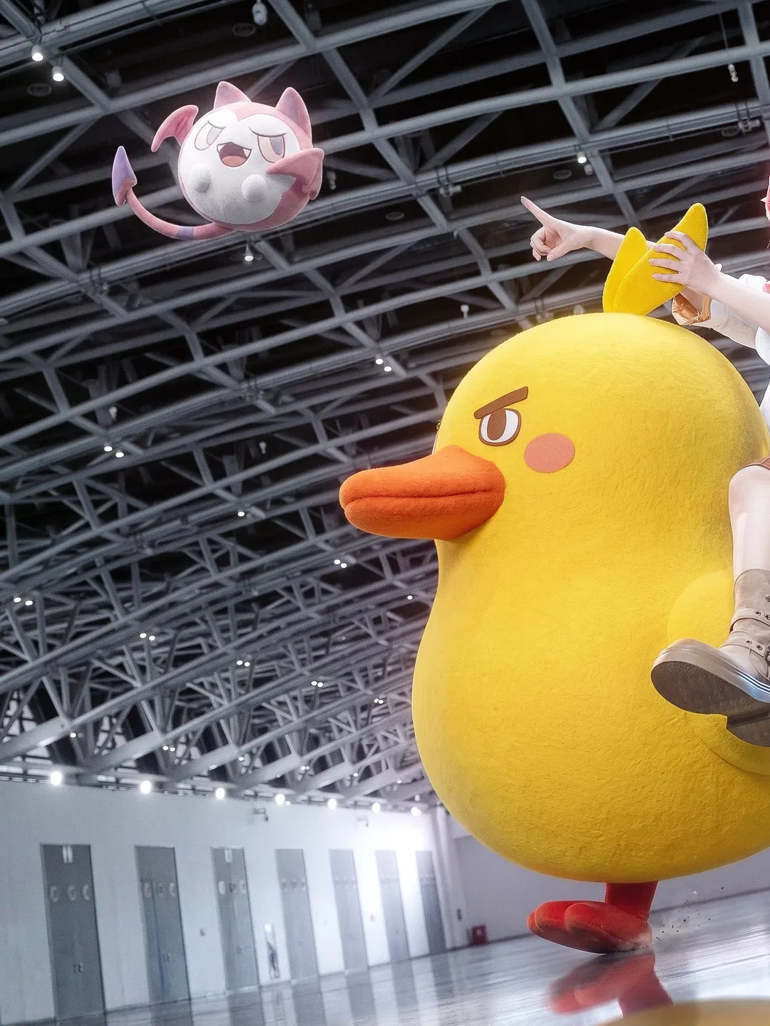 【可麗希亞cos】洛克王國手遊S3新賽季，騎著鴨吉吉逛西安夢鄉漫展 - 第 1 張