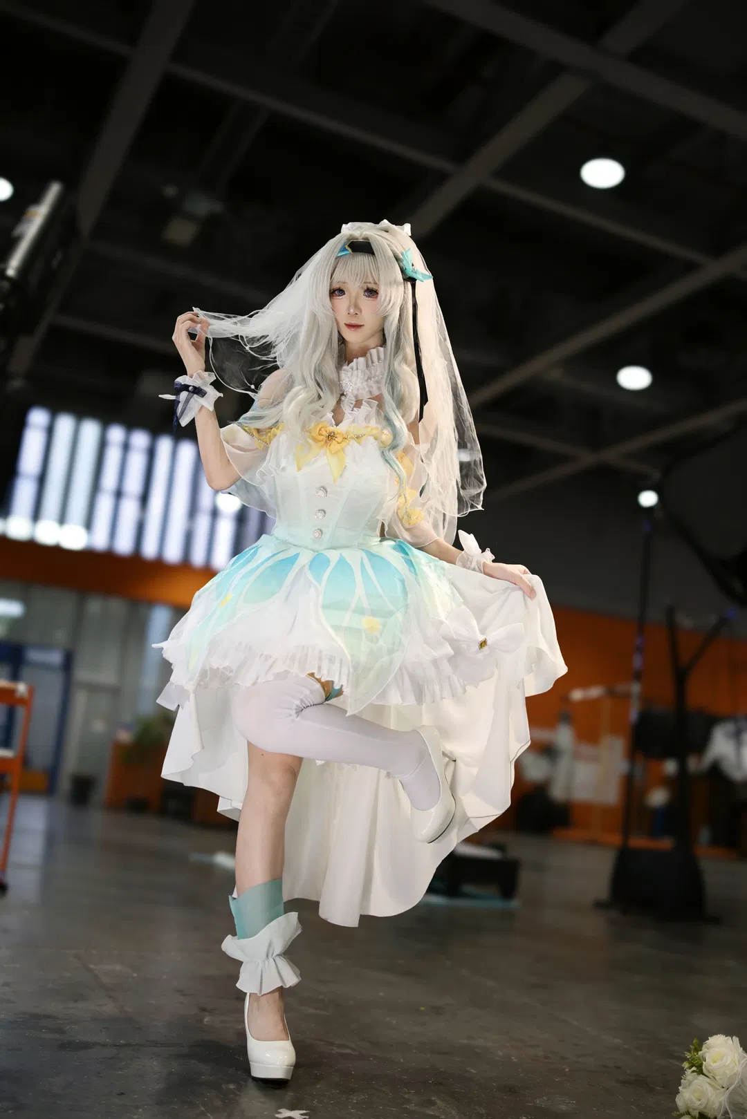 【流萤cos】崩坏星穹铁道 纯白花嫁与白丝细节 - 第 2 张