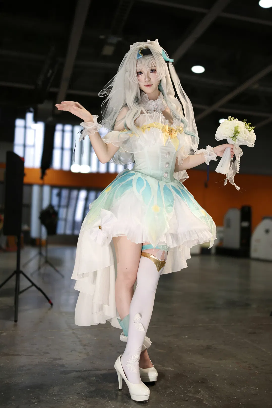 【流萤cos】崩坏星穹铁道 纯白花嫁与白丝细节 - 第 5 张