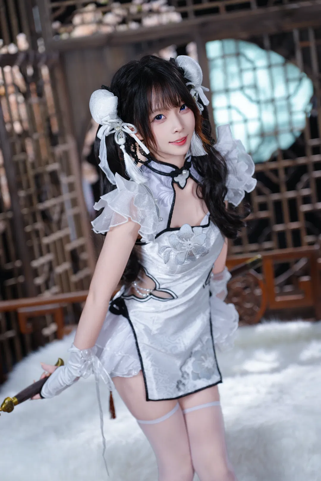 【殷紫萍cos】永劫无间玉髓冰心，白丝持剑的飒爽江湖 - 第 12 张