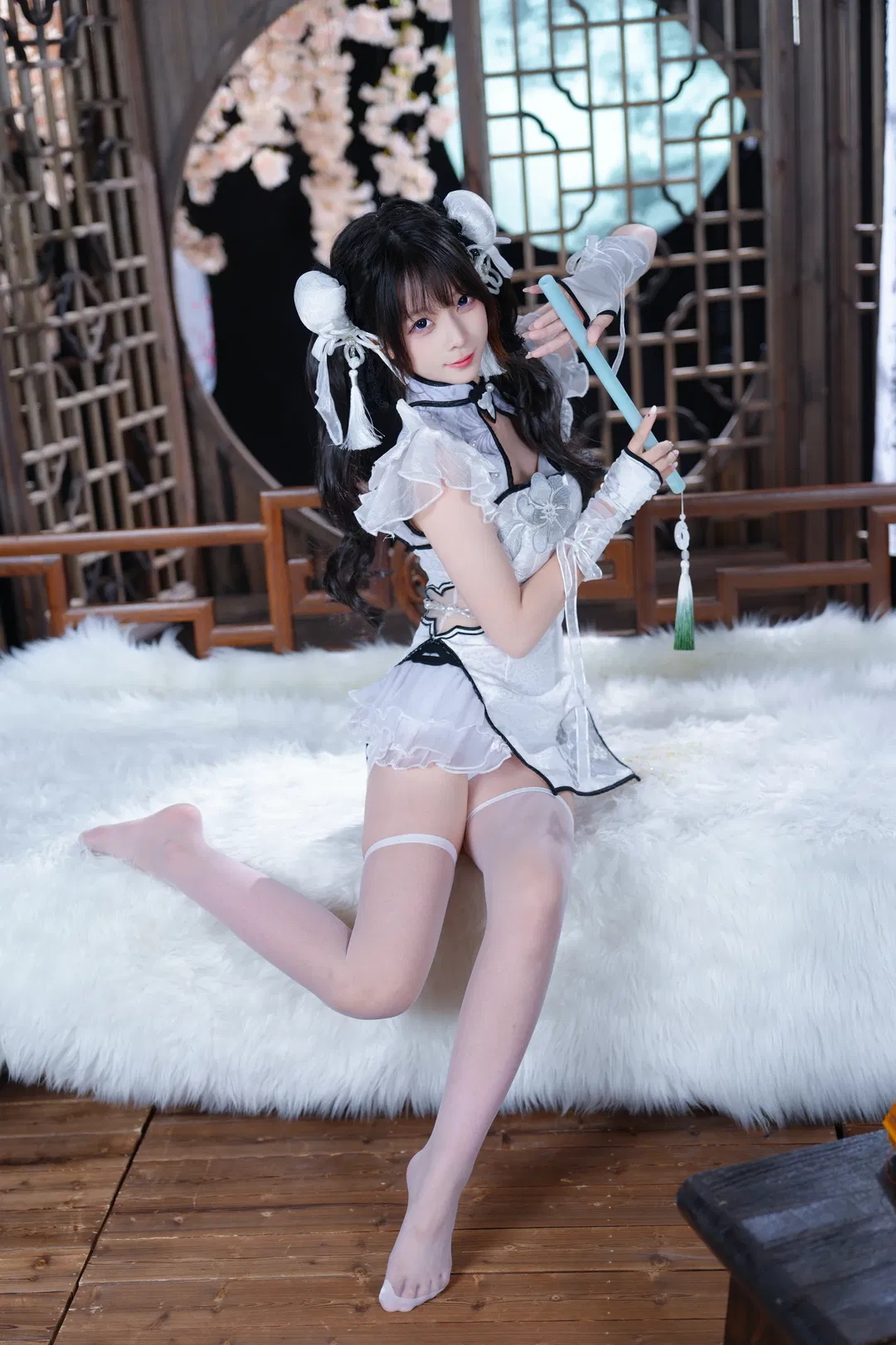 【殷紫萍cos】永劫无间玉髓冰心，白丝持剑的飒爽江湖 - 第 4 张