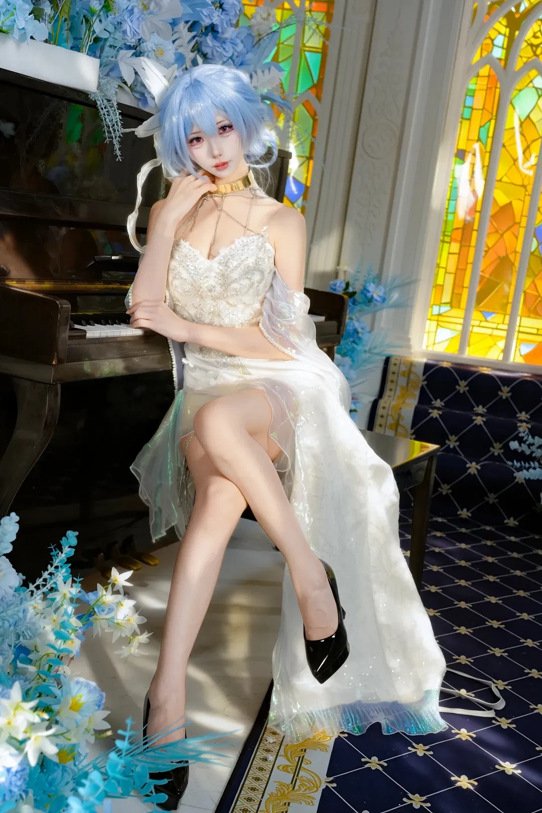 【守岸人cos】鸣潮守岸人，彩窗与钢琴前的光影记录 - 第 15 张