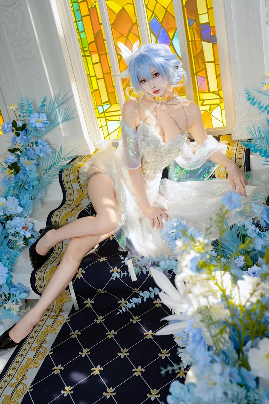【守岸人cos】鸣潮守岸人，彩窗与钢琴前的光影记录 - 第 3 张