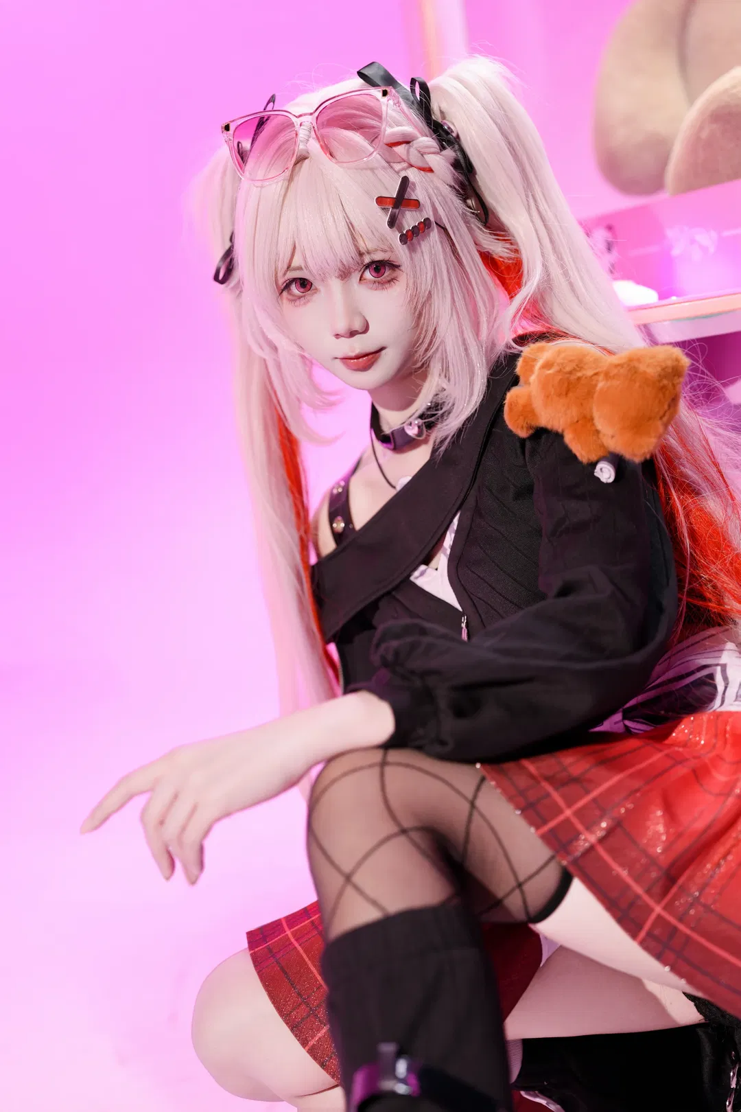 【火花cos】崩坏星穹铁道里的粉黑甜酷少女 - 第 12 张