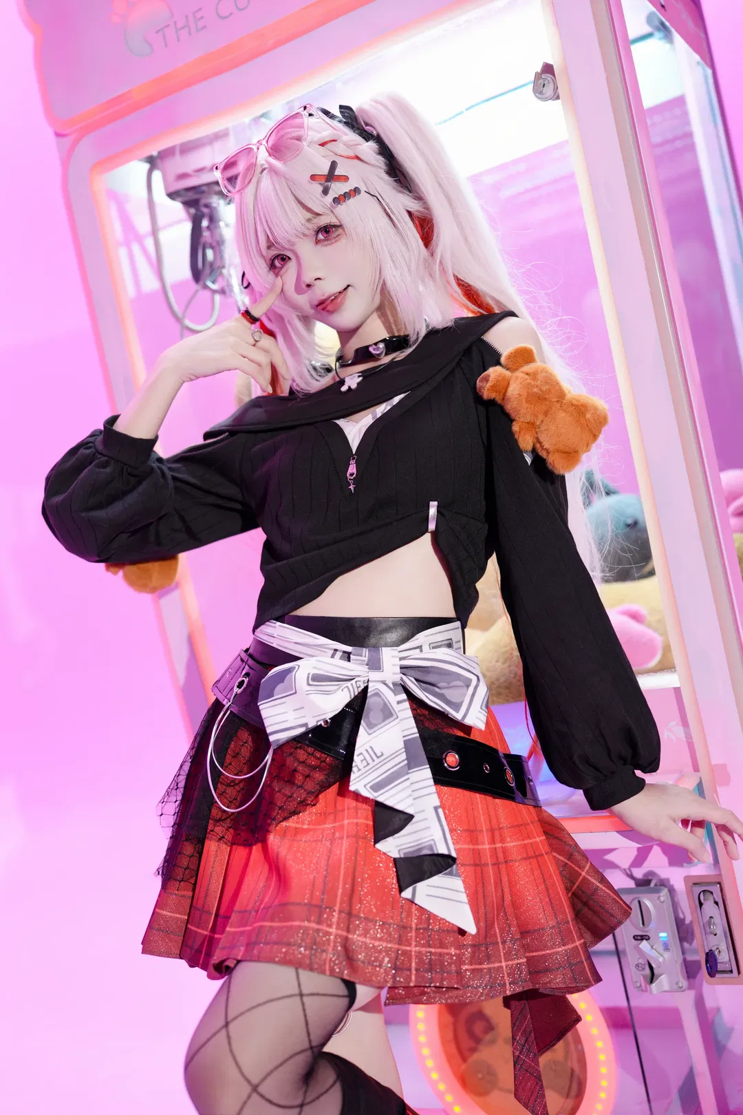 【火花cos】崩坏星穹铁道里的粉黑甜酷少女 - 第 16 张