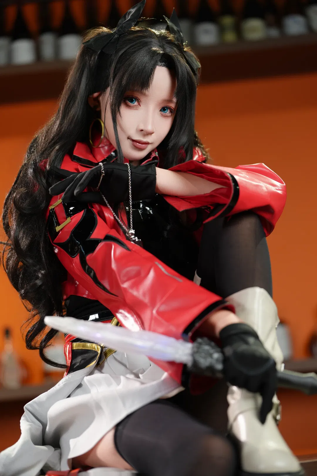 【遠坂凜cos】崩壞星穹鐵道風格下的紅衣黑絲造型挑戰 - 第 1 張