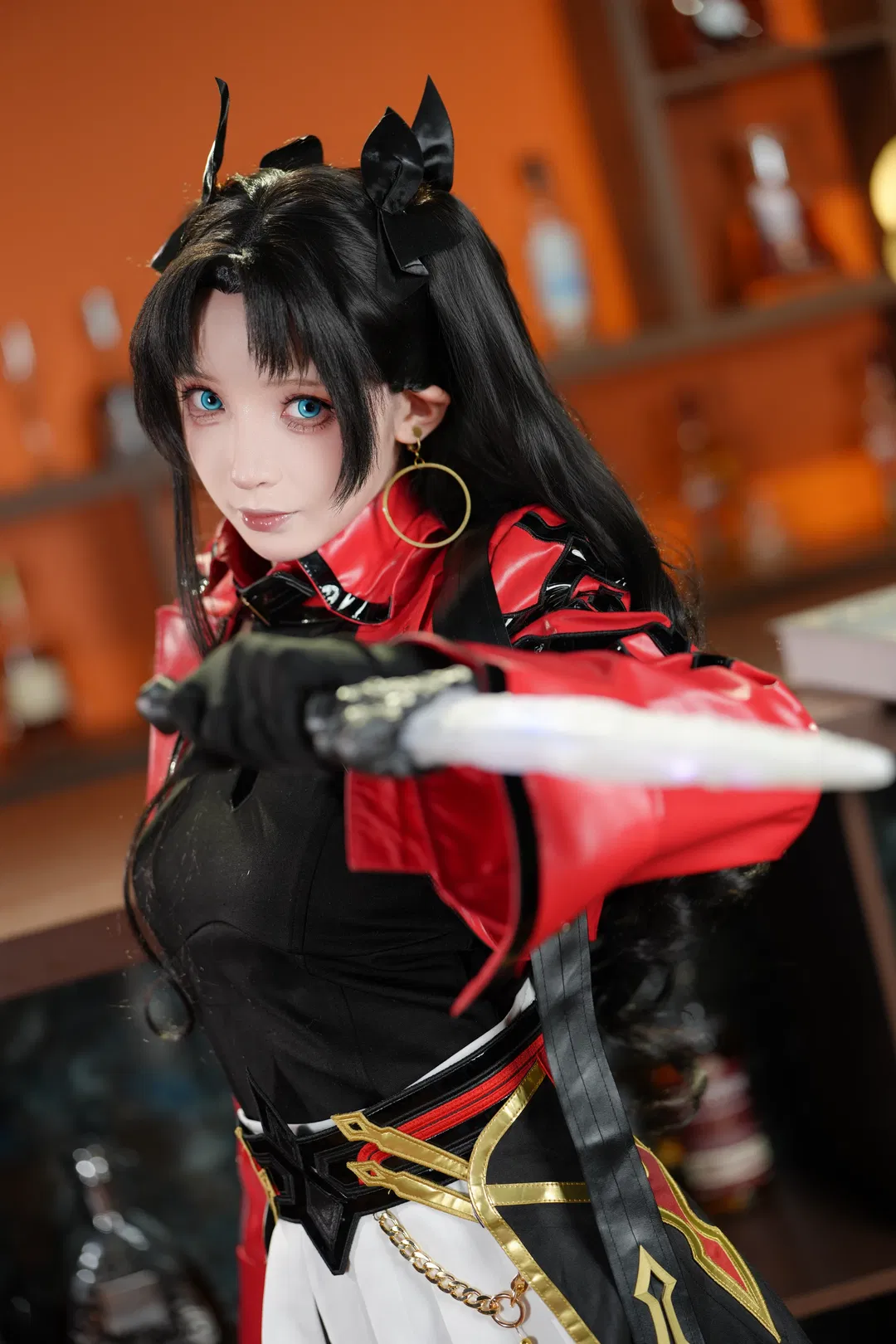 【遠坂凜cos】崩壞星穹鐵道風格下的紅衣黑絲造型挑戰 - 第 5 張