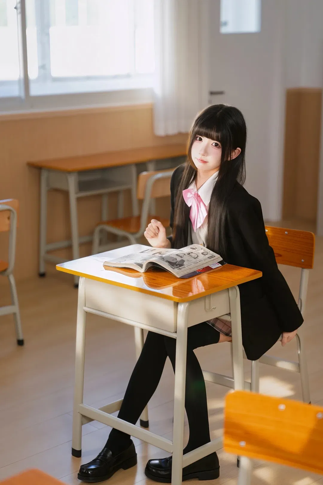 教室窗台上的JK制服少女，黑丝长腿氛围感拿捏了 - 第 17 张