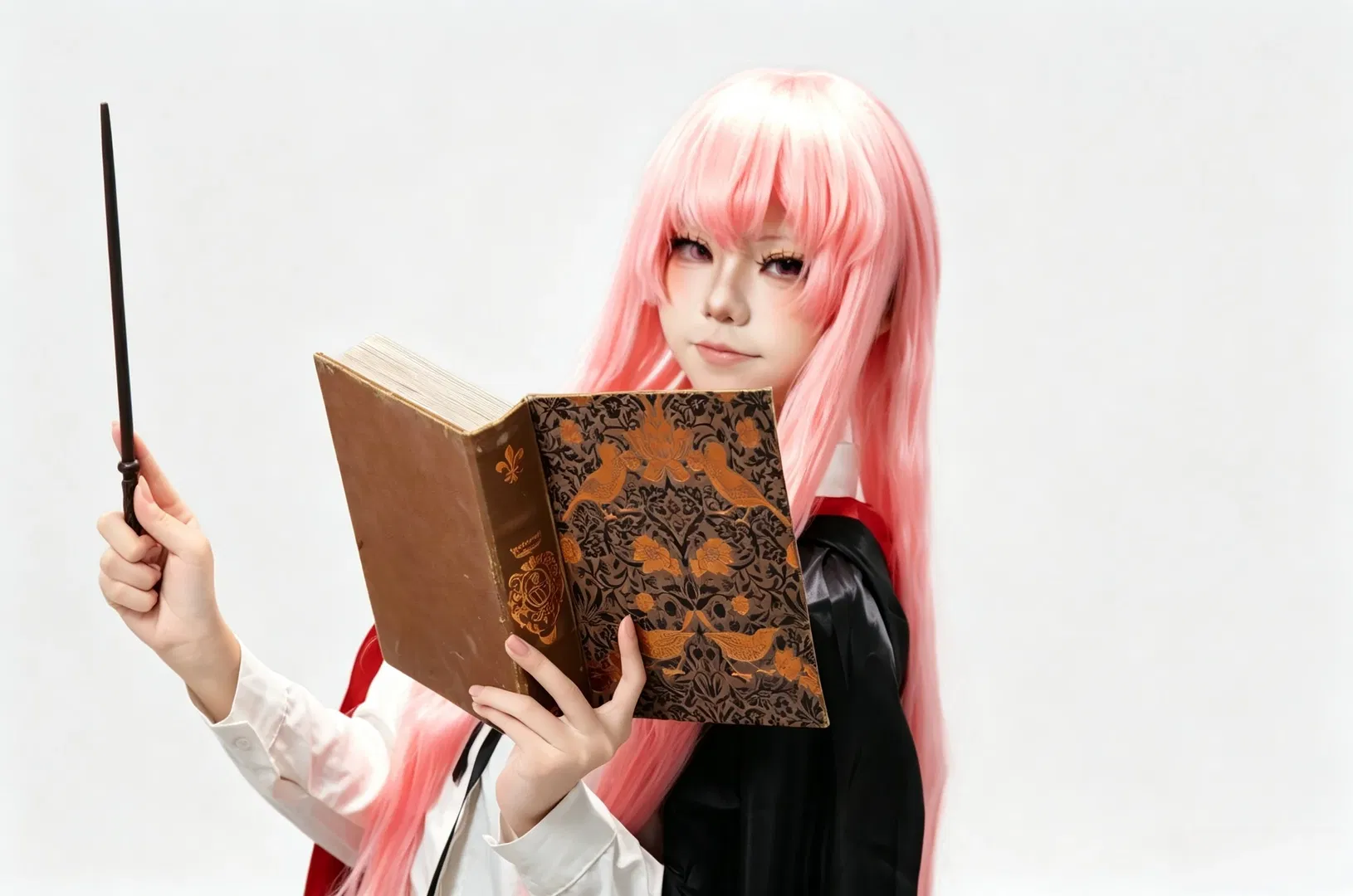 【露易丝cos】零之使魔播出20周年，粉色长发与魔法学院 - 第 4 张