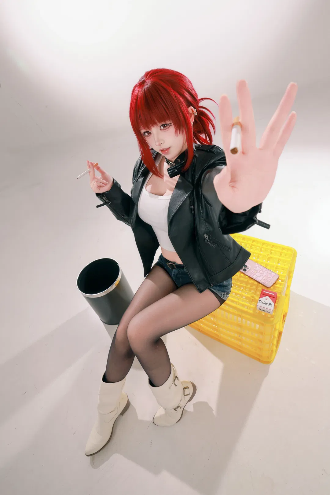 【山田cos】白棚光影下的超市后门吸烟日常 - 第 7 张