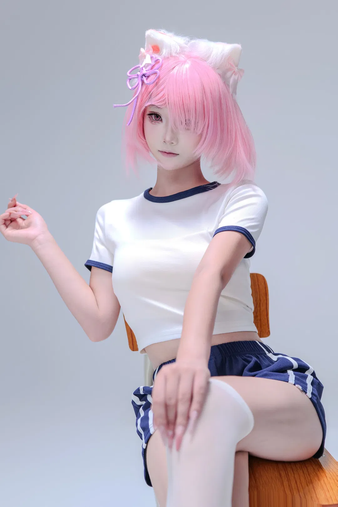 [Ram cosplay] Re:ZERO -Starting Life in Another World- Sporty Everyday Moments - Image 1
