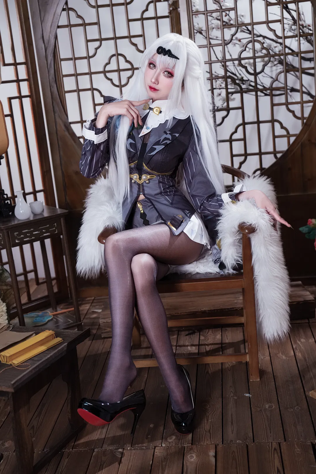 【仪玄cos】绝区零的墨色特工正片分享 - 第 1 张