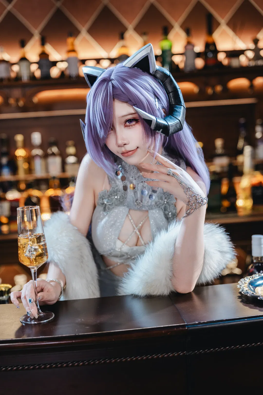 【奥古斯特cos】碧蓝航线铁血御姐的酒吧邂逅 - 第 3 张