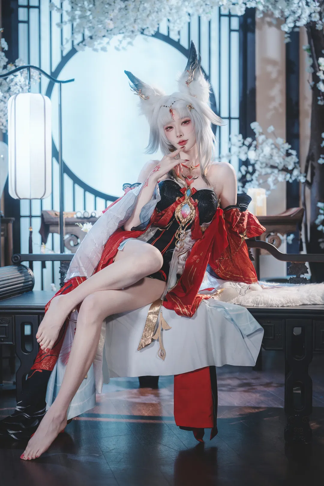 【心月狐cos】鳴潮絕美紅黑國風裝扮 - 第 1 張