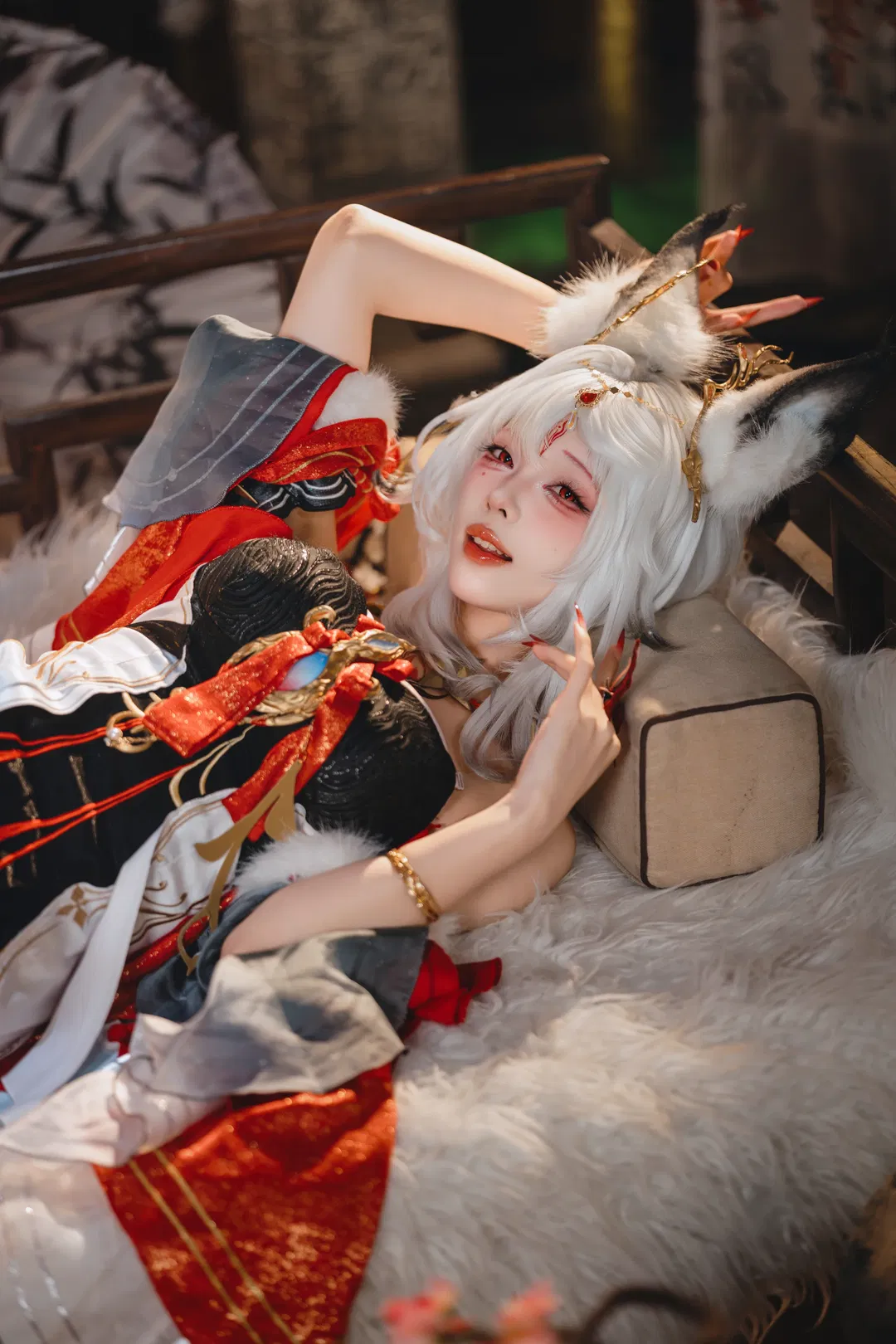 【心月狐cos】鳴潮白毛大狐狸的慵懶感 - 第 2 張