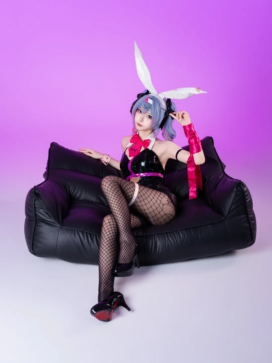【初音未来cos】兔子洞系列最终章，白棚光影下的质感呈现 - 第 4 张