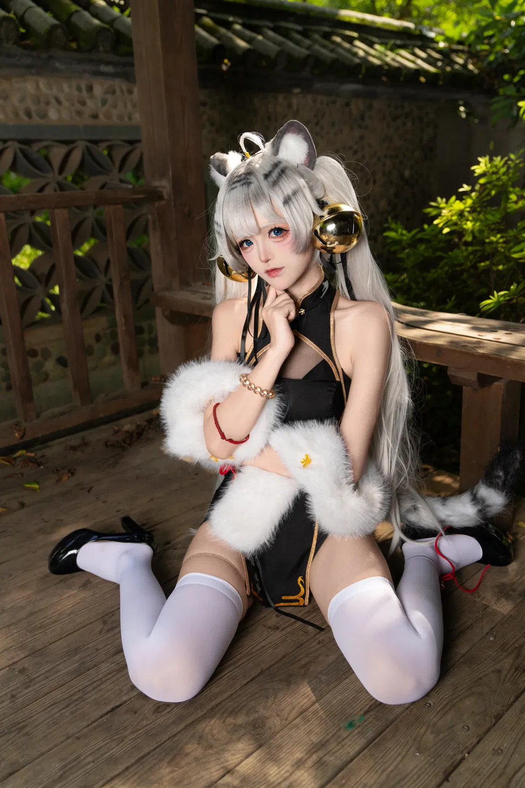 【白虎娘cos】園林外拍，小老虎的俏皮與輕熟 - 第 2 張