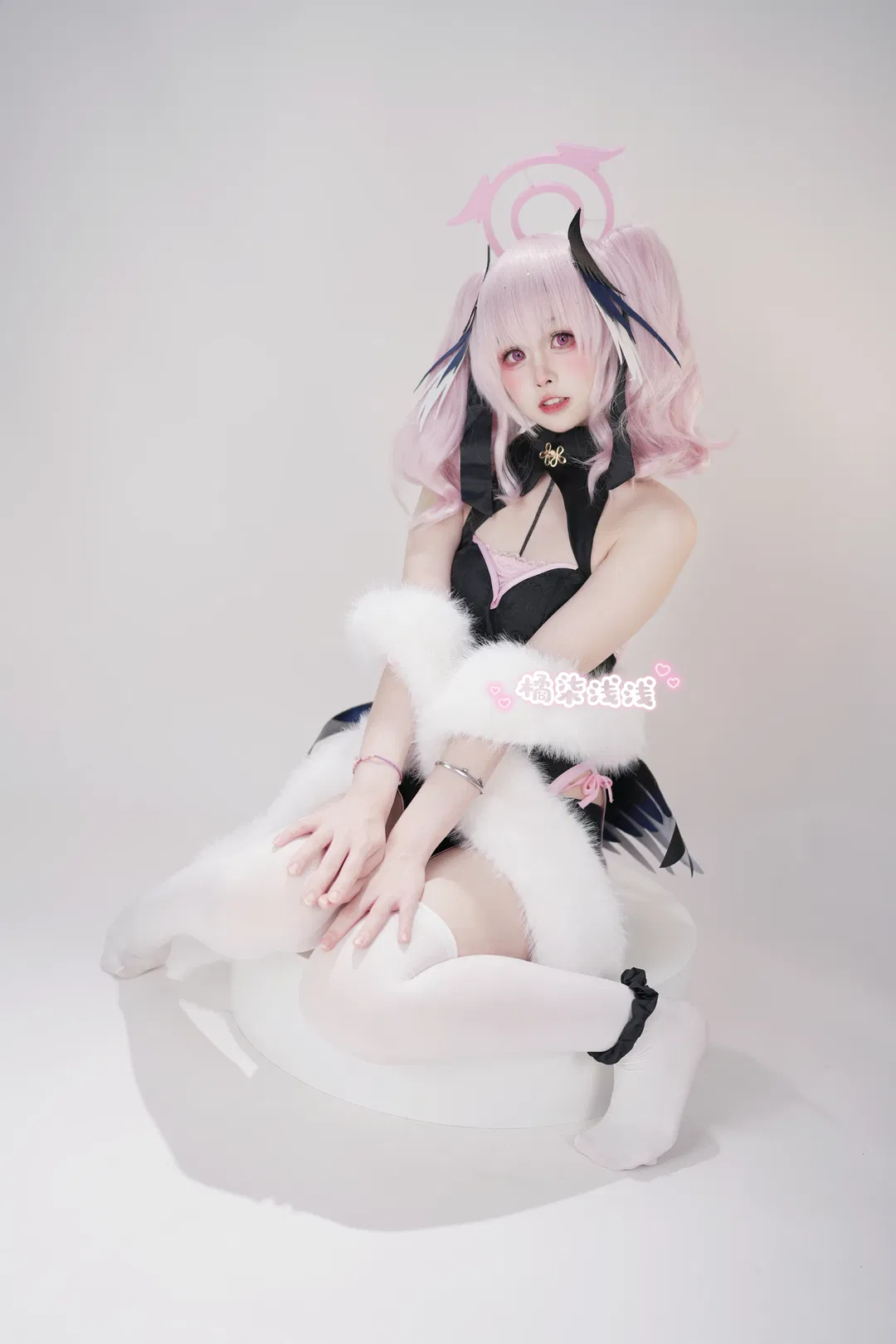 【下江小春cos】蔚蓝档案黑色旗袍与白丝的碰撞 - 第 4 张