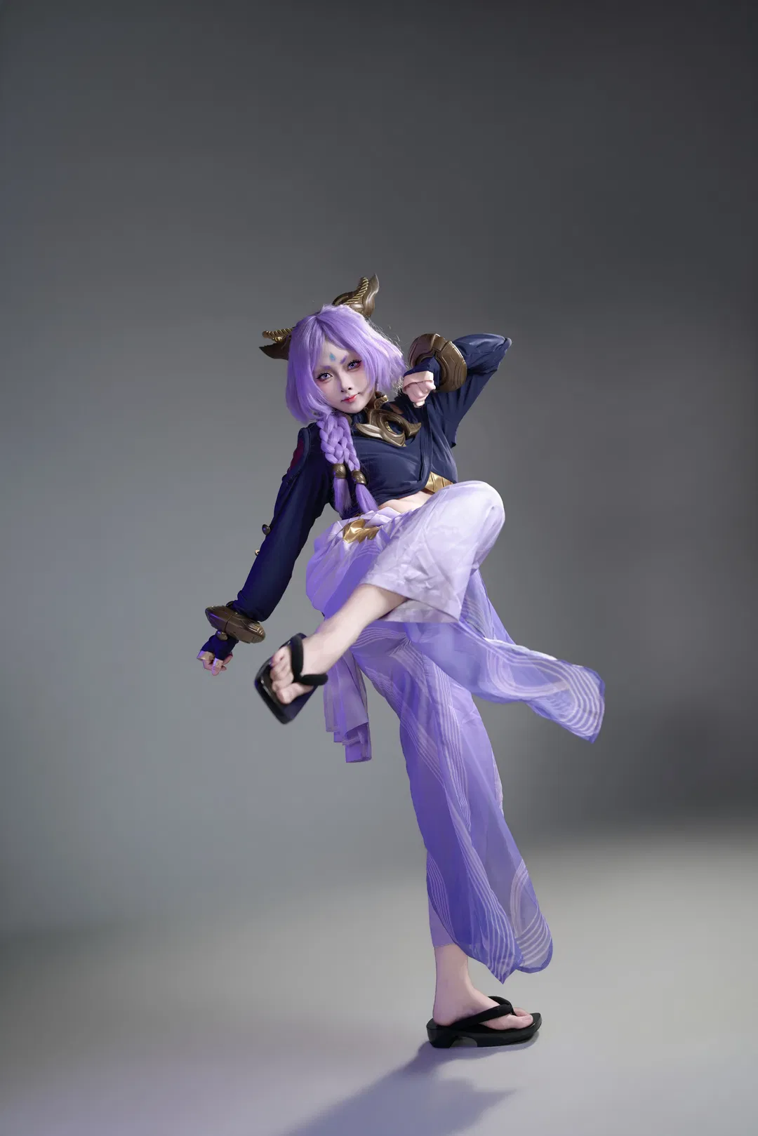 【芸阿娜cos】不会P特效，全靠肢体动作和服装细节撑起英雄联盟新英雄的排面 - 第 9 张
