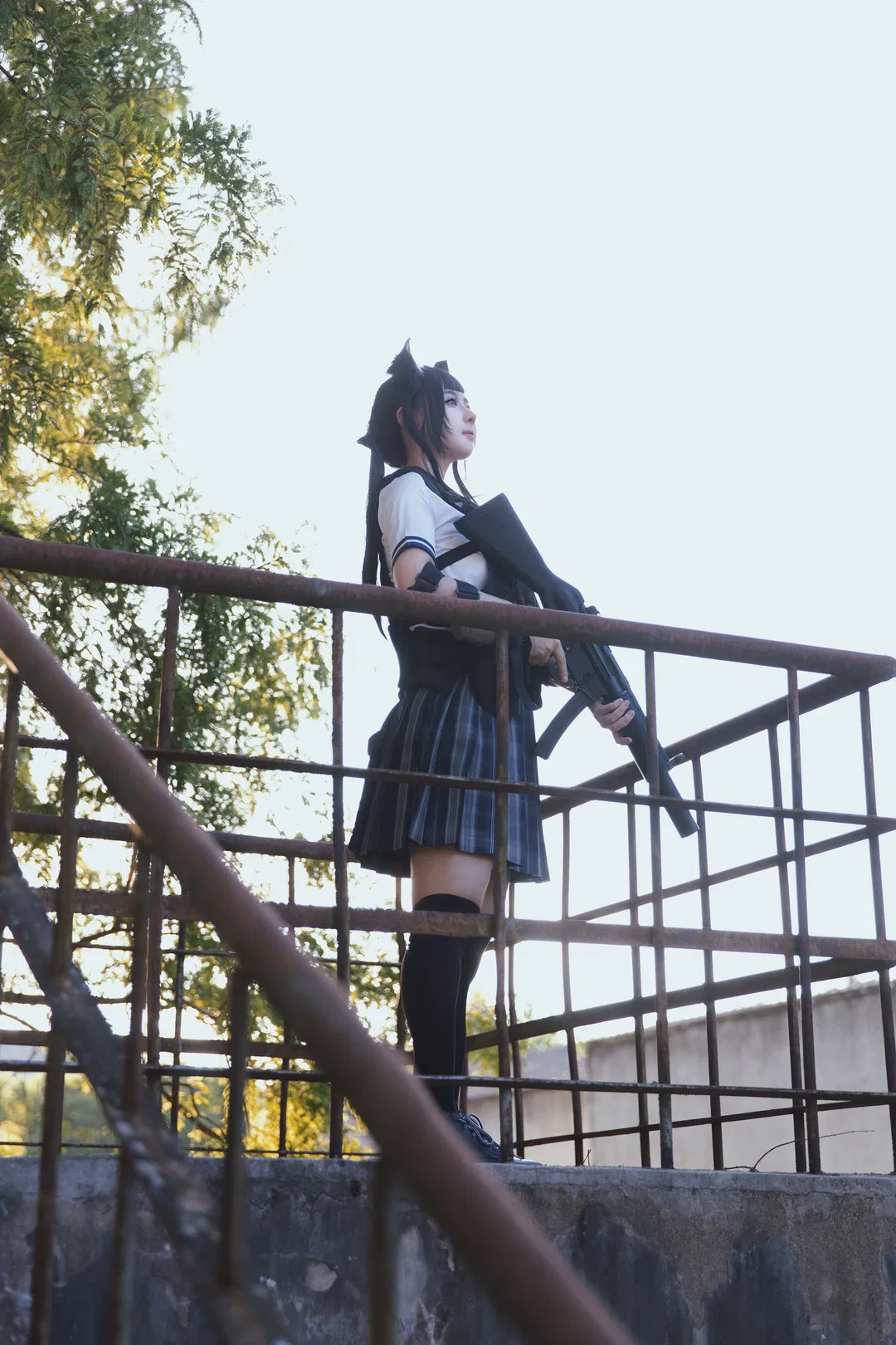 废墟里的武装JK猫耳娘 自搭战术风写真 - 第 4 张