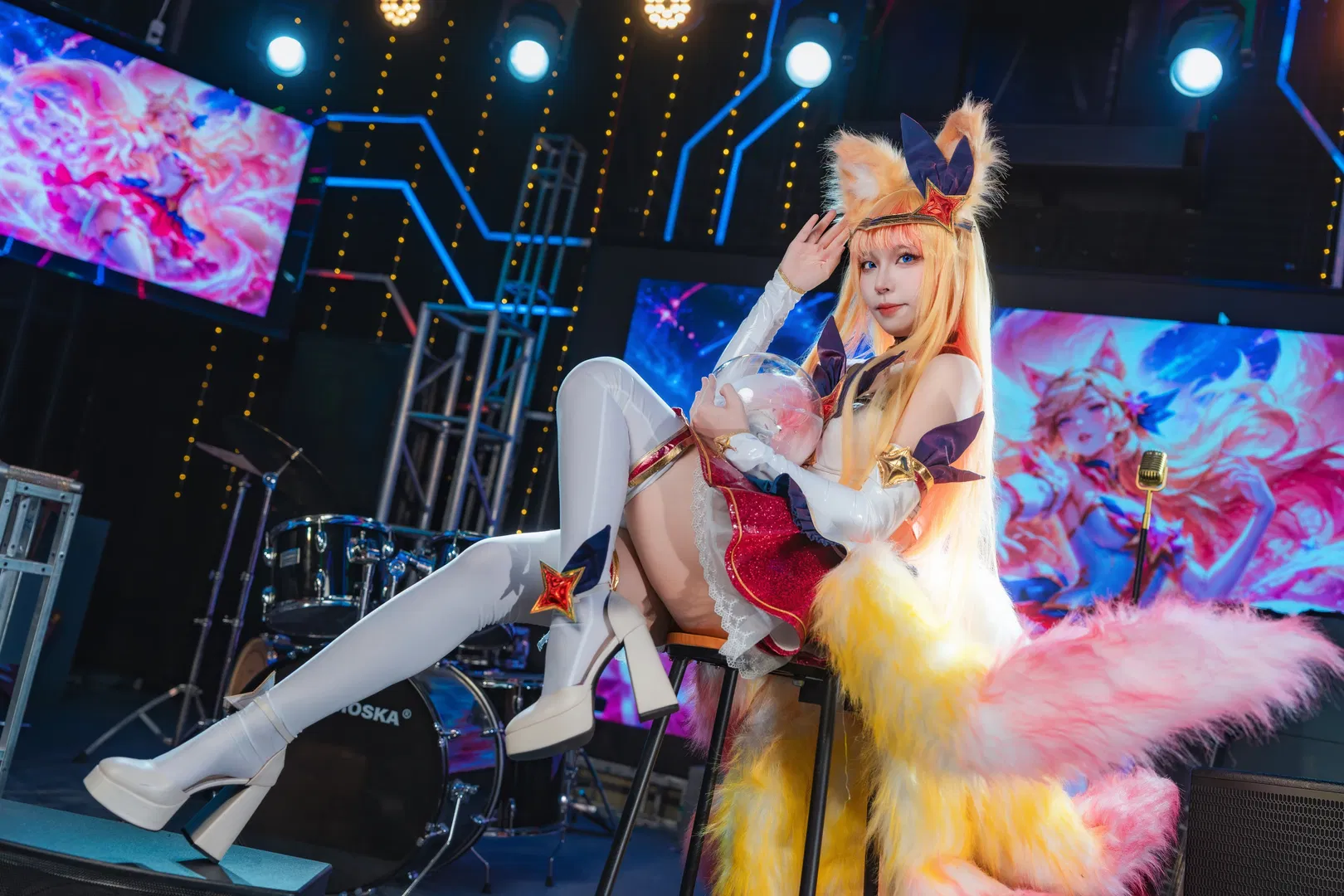 【阿狸cos】英雄联盟星之守护者偶像歌手舞台拍摄 - 第 4 张