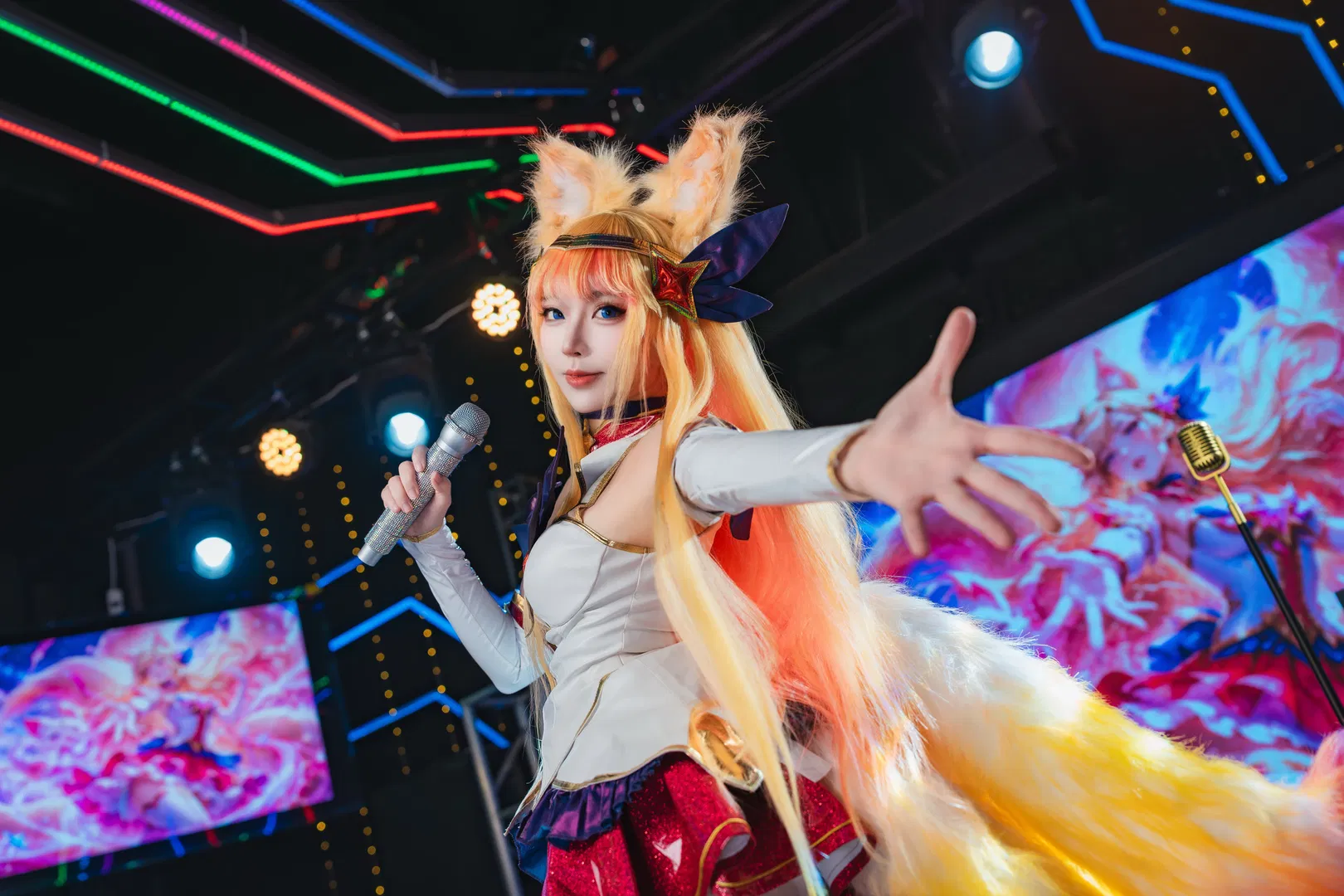 【阿狸cos】英雄联盟星之守护者偶像歌手舞台拍摄 - 第 5 张
