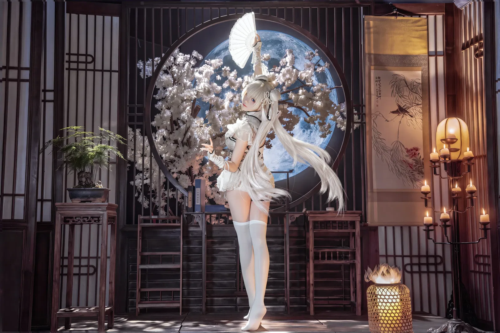 【殷紫萍cos】永劫無間玉髓冰心，花好月圓場景下的國風演繹 - 第 1 張