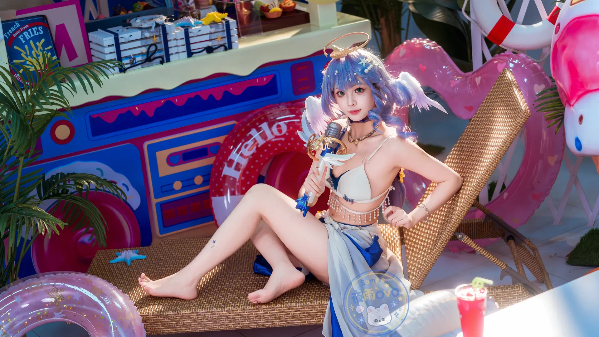 【知更鸟cos】崩坏星穹铁道夏日晴歌，蓝白泳装与热带甜品的碰撞 - 第 3 张