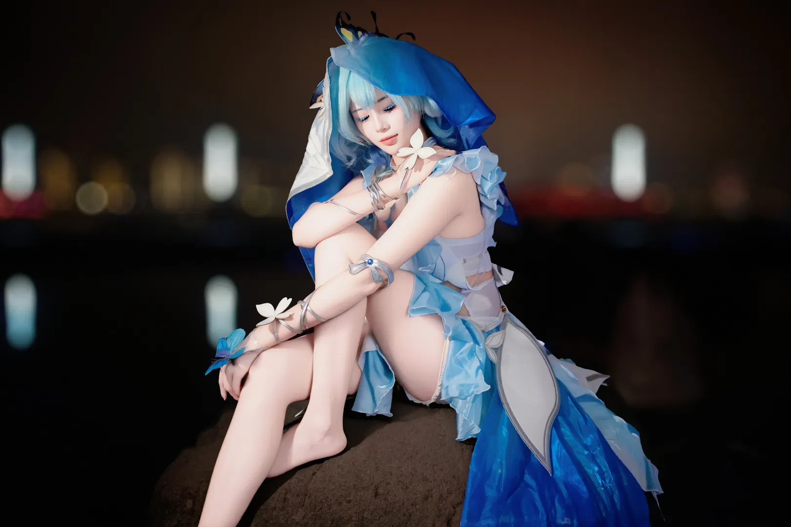 【守岸人cos】鸣潮夜空下的静谧之影 - 第 3 张