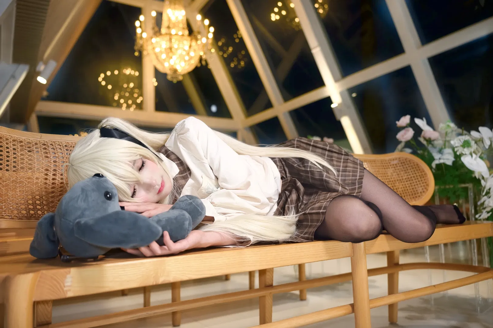 【穹妹cos】白毛双马尾与黑丝的秋日限定 - 第 3 张
