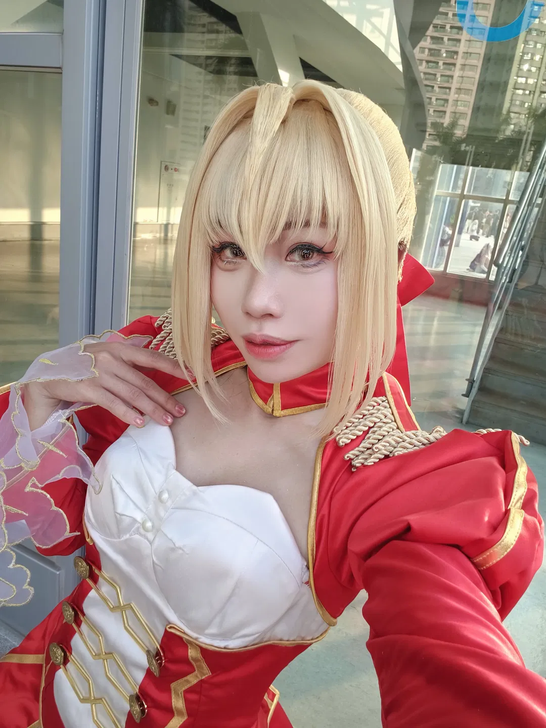 【尼禄cos】FGO场次拍闪身步闪到腰痛，金闪闪还帮我捶背