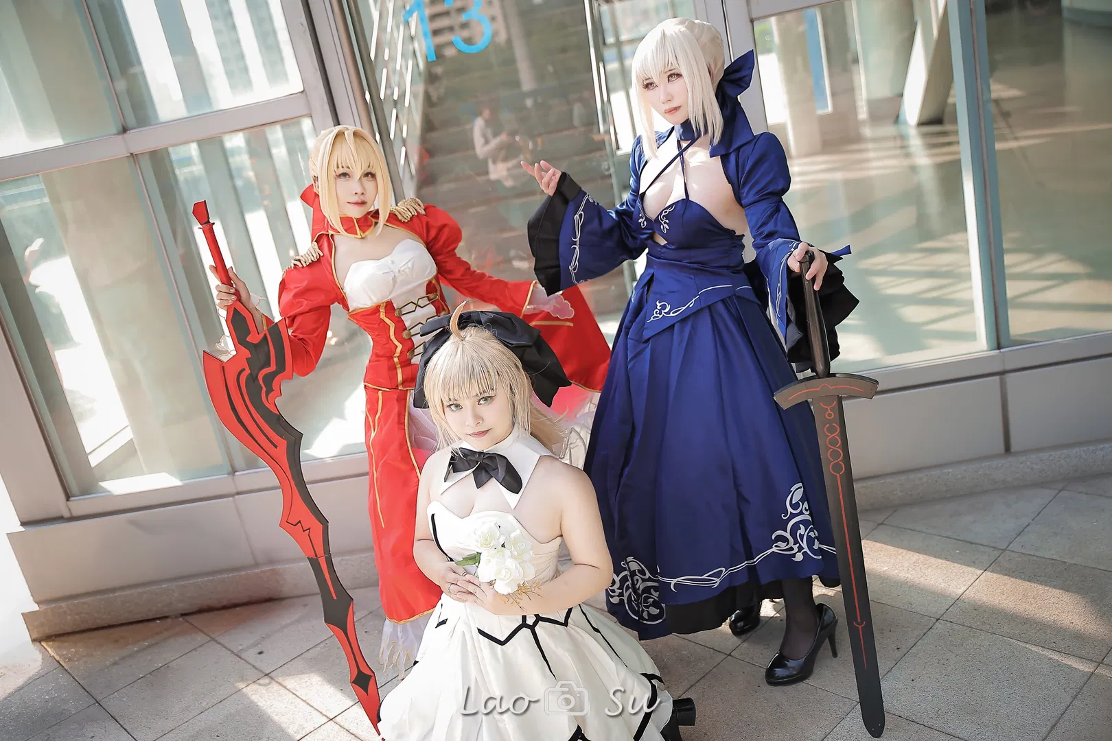 【尼禄·克劳狄乌斯cos】Fate/Grand Order临时合体，拍完正片的吉尔伽美什被阿尔托莉雅们围攻 - 第 4 张