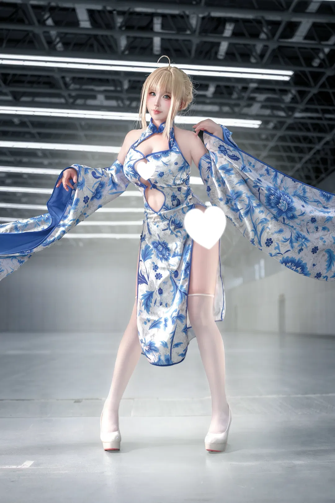 【阿尔托莉雅cos】Fate青花瓷主题场照 - 第 1 张