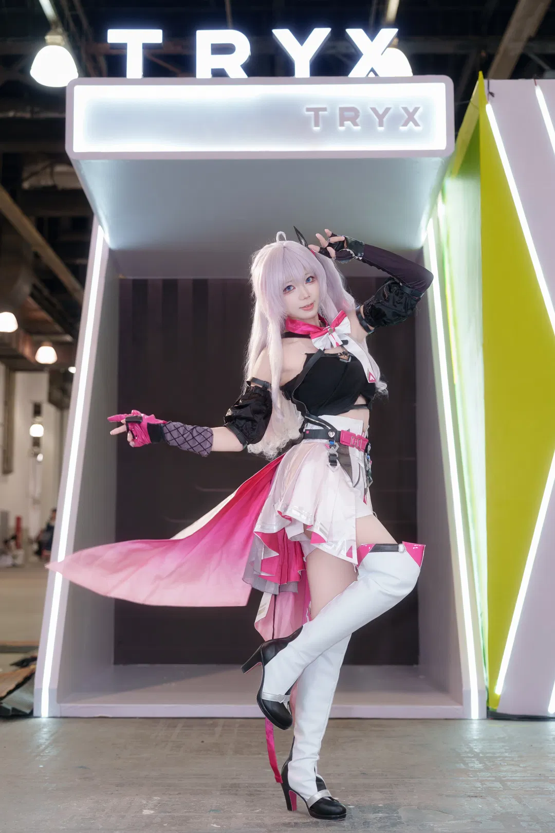 【香奈美cos】在卡拉彼丘展台上的电竞风体验 - 第 4 张