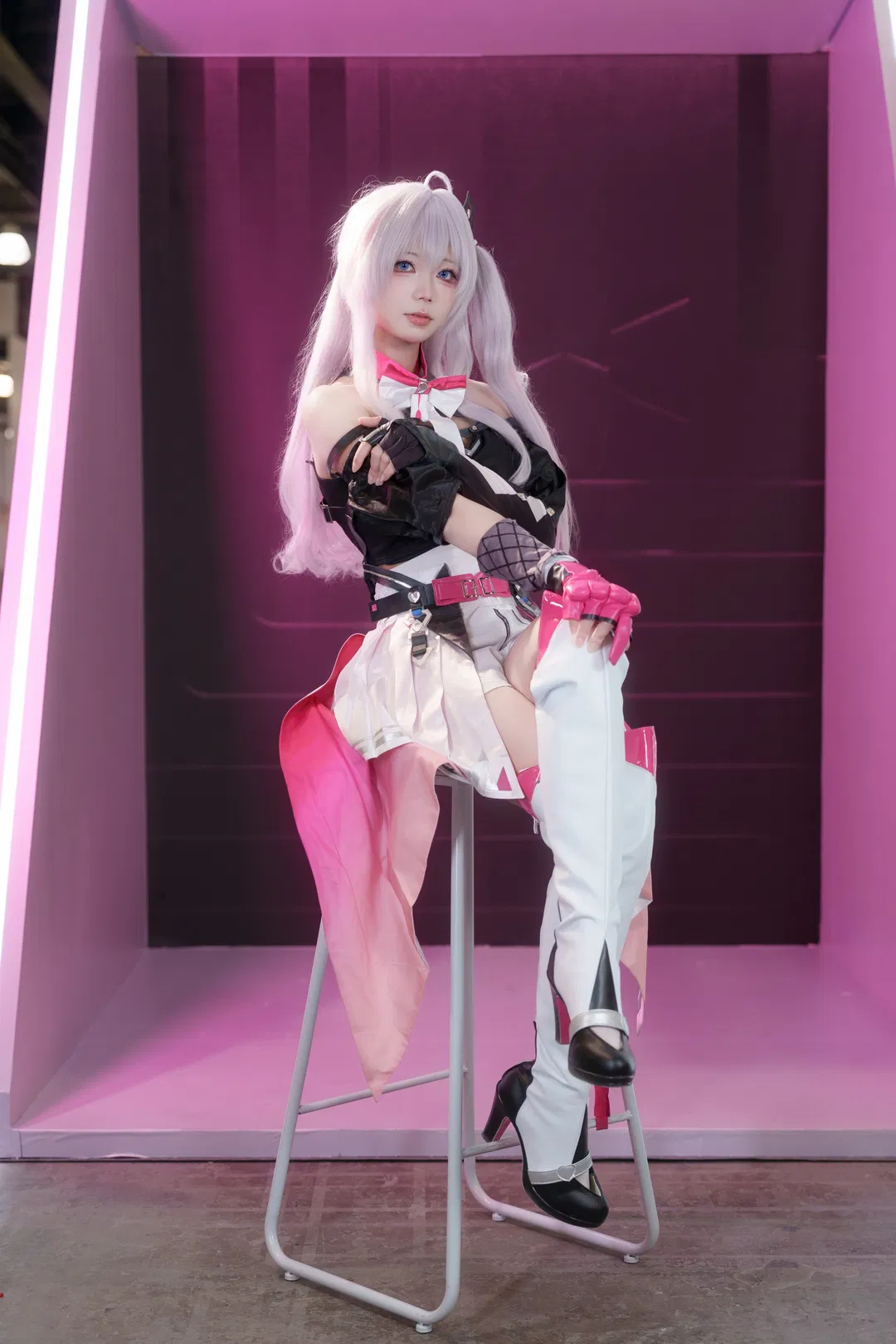 【香奈美cos】在卡拉彼丘展台上的电竞风体验 - 第 6 张