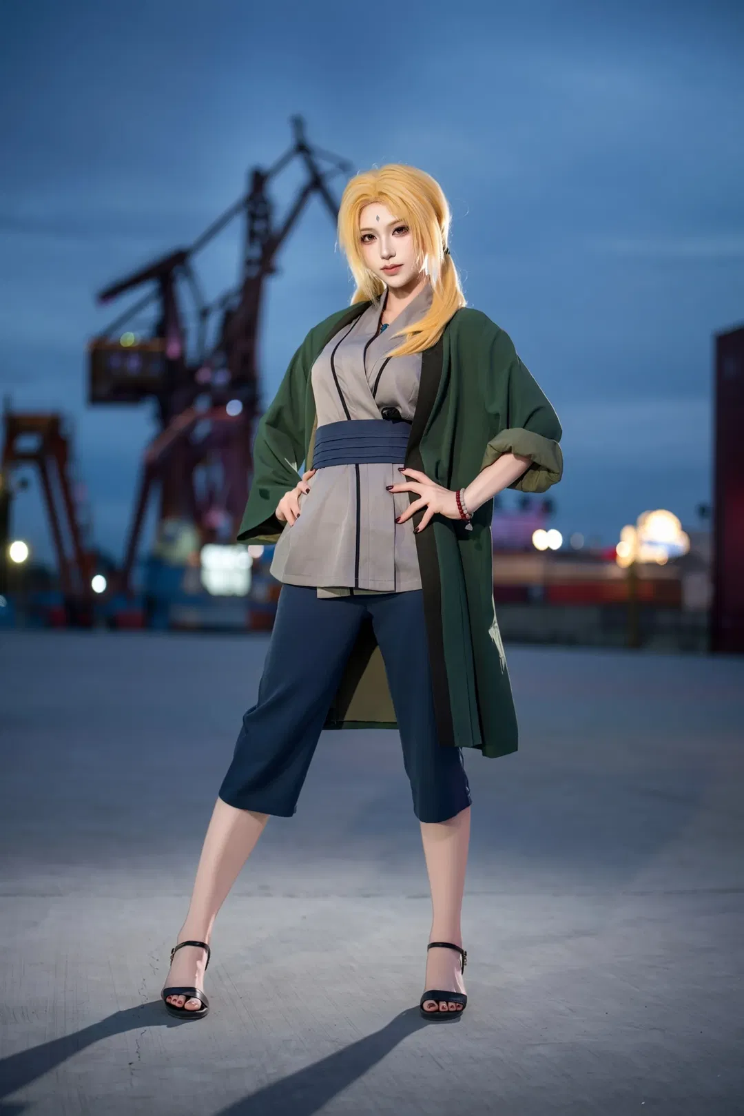 【纲手cos】火影忍者手游纲手常服REDLAND夜景记录 - 第 1 张