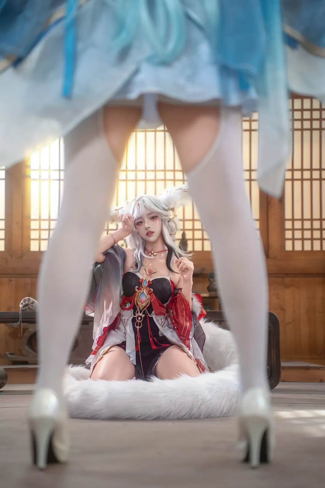 【心月狐cos】鸣潮心月狐白毛狐耳造型棚拍 - 第 2 张