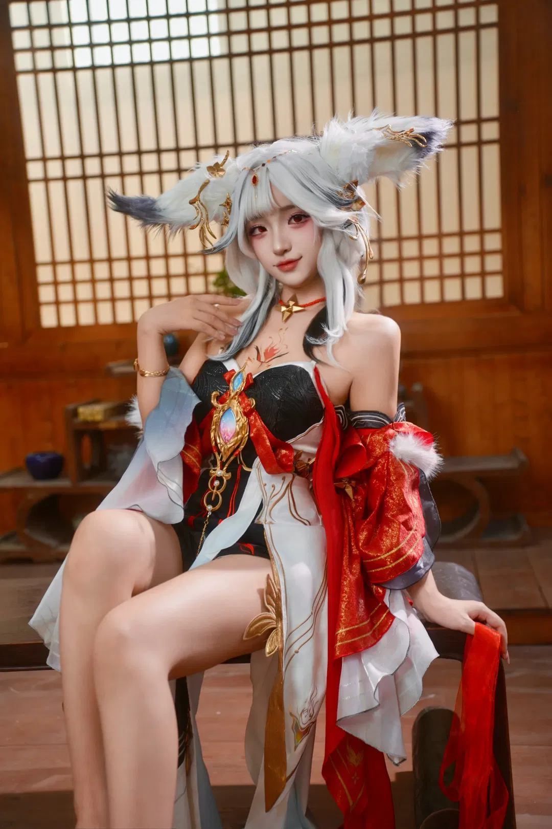 【心月狐cos】鸣潮心月狐白毛狐耳造型棚拍 - 第 3 张